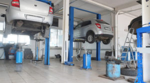 Read more about the article TOP 5 THINGS TO LOOK FOR WHEN COMPARING BODY SHOP ESTIMATES