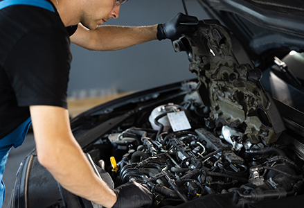 Read more about the article WHAT TO DO IF YOUR CAR STARTS OVERHEATING