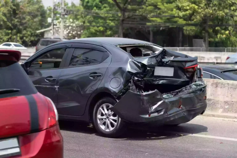 Read more about the article How to Tell If You Have Car Frame Damage  