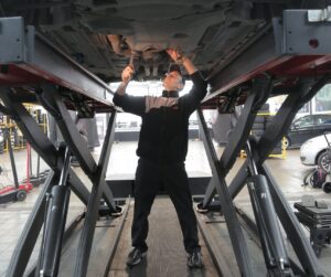 Read more about the article DOES YOUR VEHICLE DAMAGE ESTIMATE SEEM HIGH?