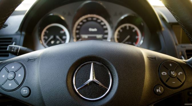 You are currently viewing OPTIMAL CARE: CHOOSE A MERCEDES-BENZ APPROVED AUTO BODY SHOP