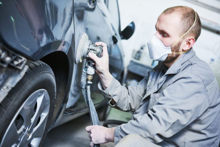 Read more about the article 5 Common Problems That Occur After A Car Collision