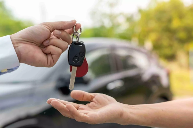 Read more about the article How Auto Collision Repair Affects Your Car’s Resale Value